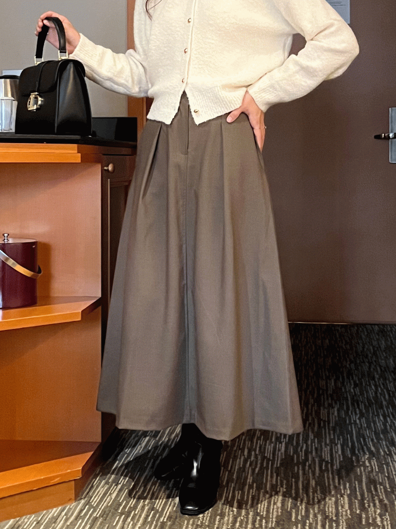 mood pleats long skirt